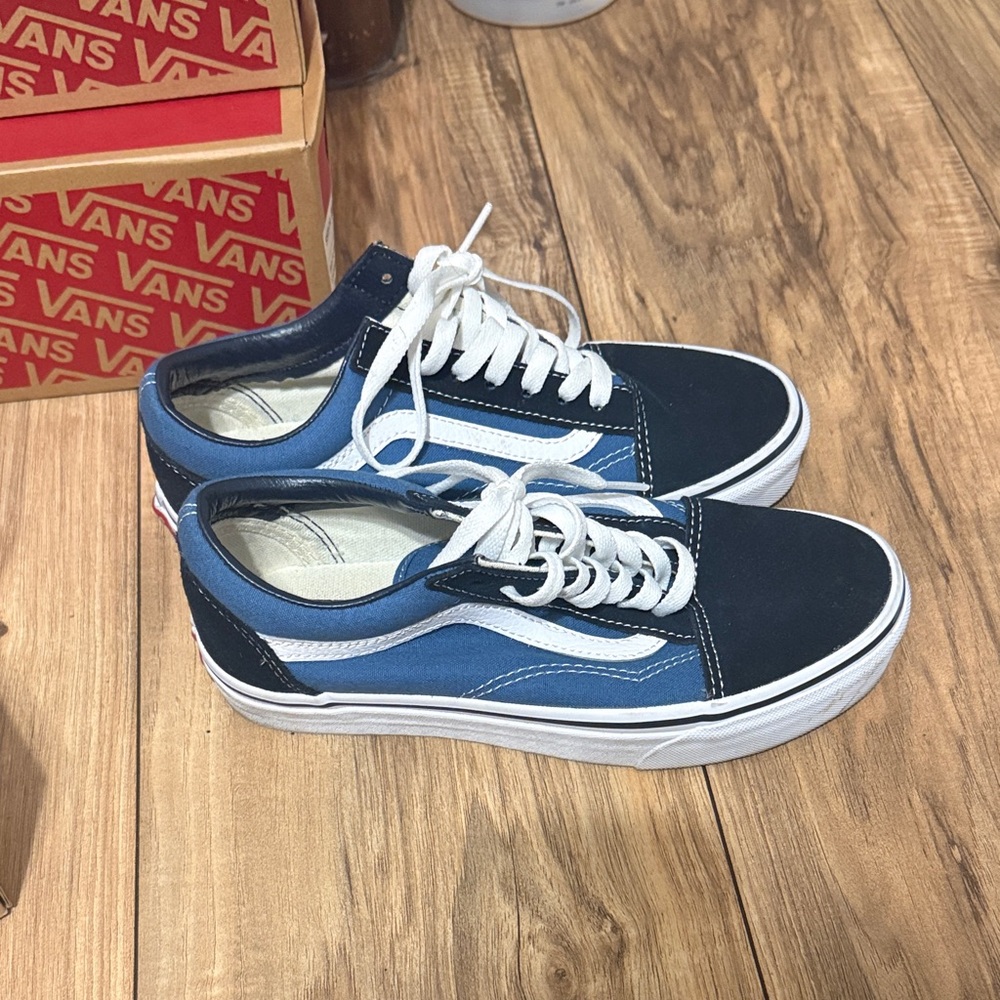 Vans Kids Sneakers in Navy and White - Picture 4 of 5